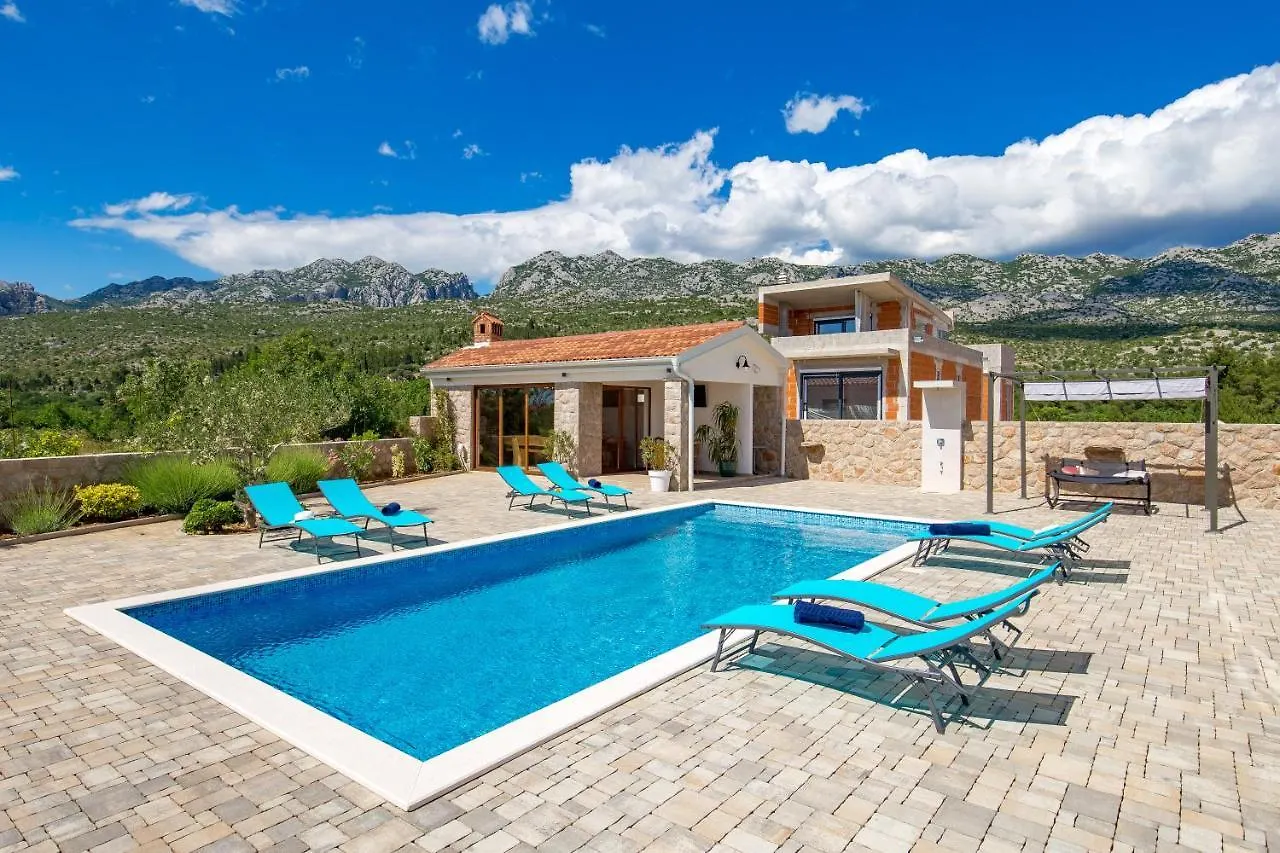 Villa Grandioza Seline 0*,