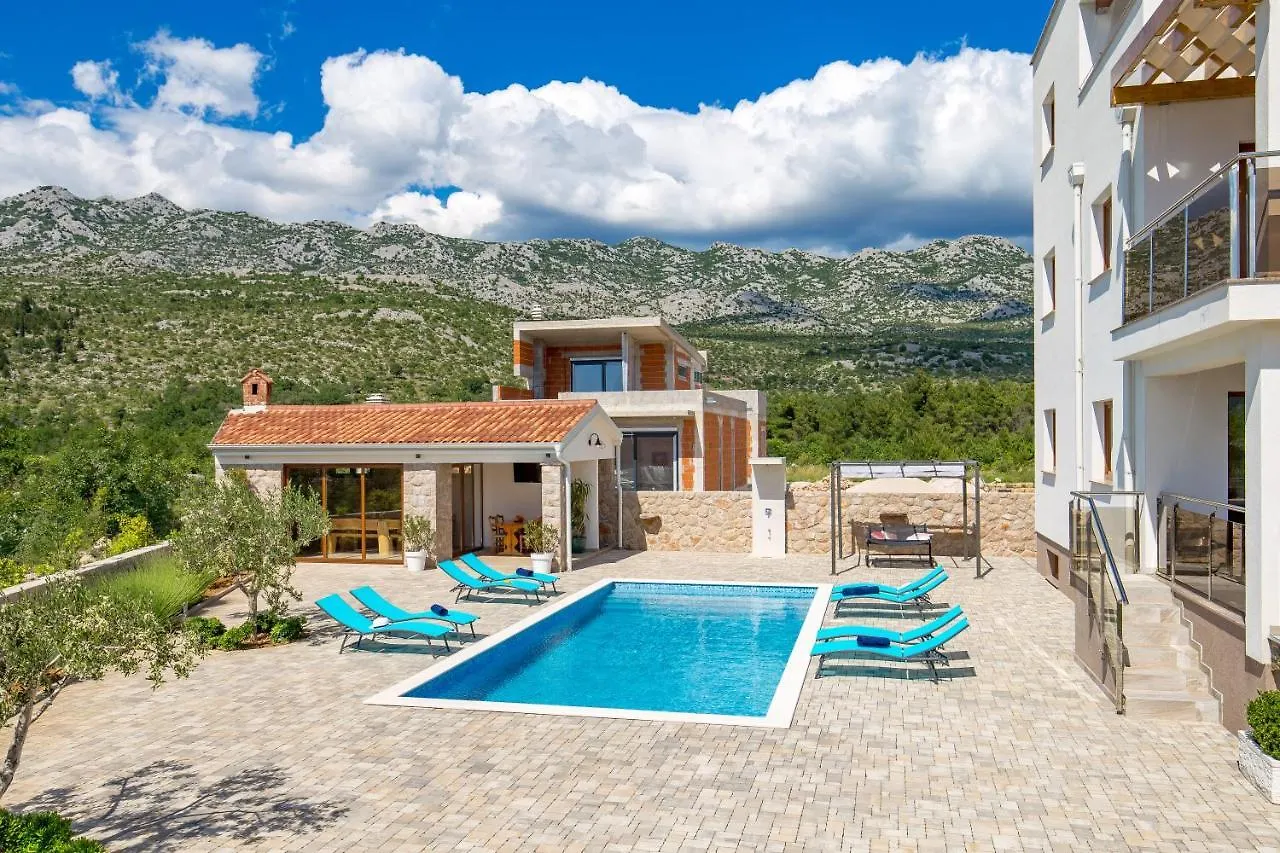 Villa Grandioza Seline