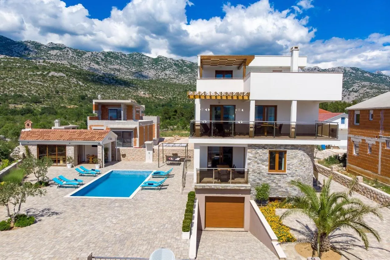 Villa Grandioza Seline