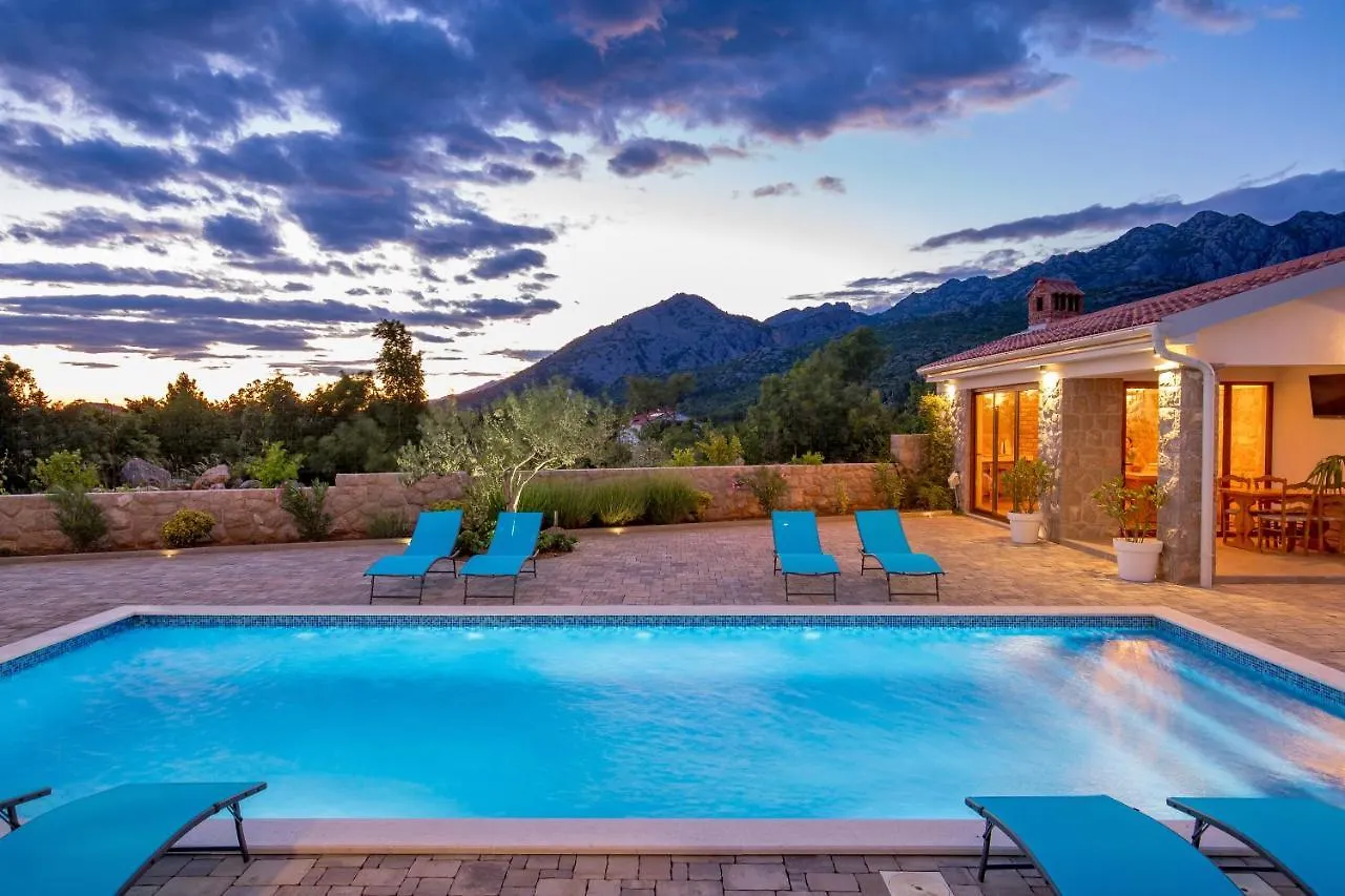 Villa Grandioza Seline