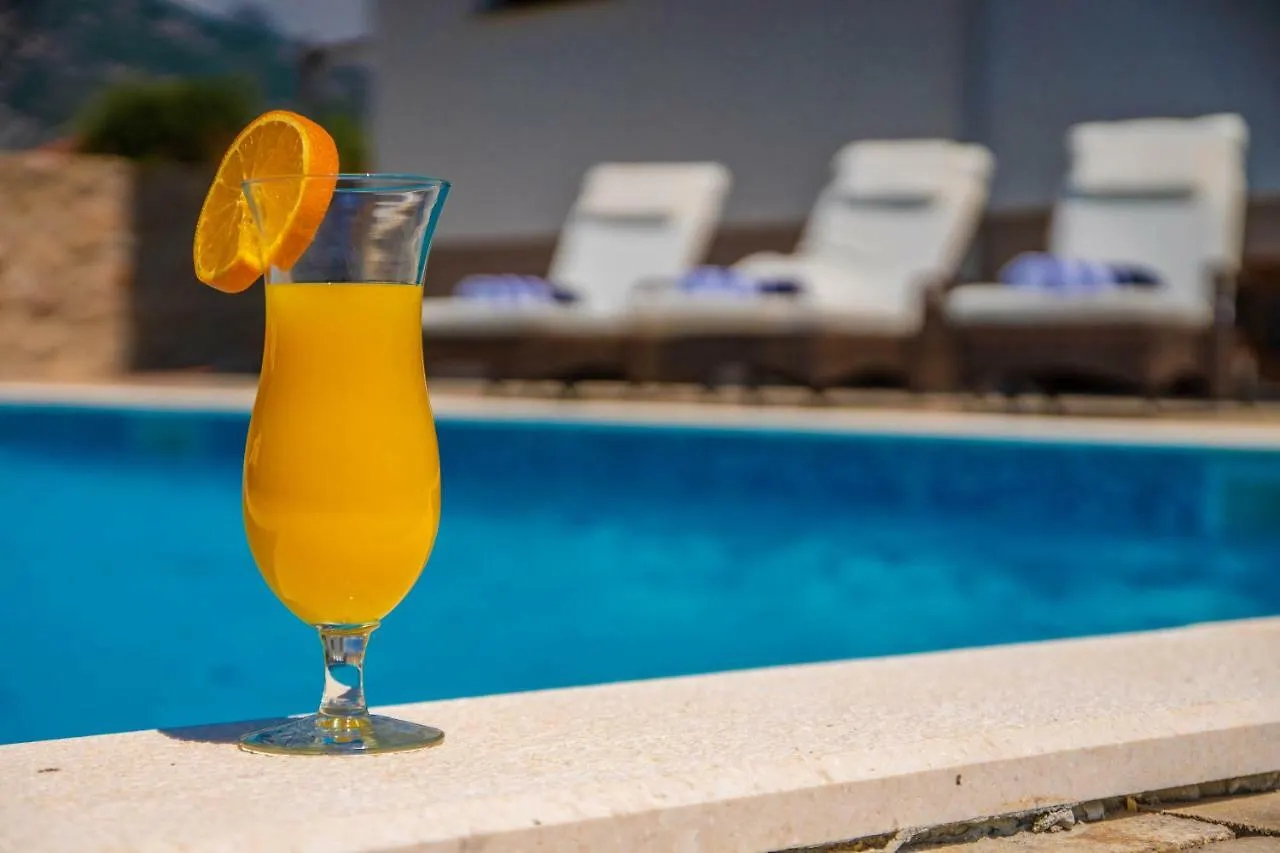 Villa Grandioza Seline Croatia