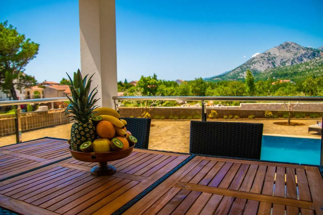 Villa Grandioza Seline 0*,  Croatia